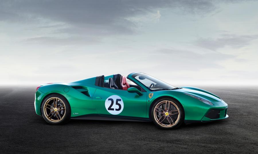  Ferrari 488 Spider The Green Jewel 2017 года  (фото 2 из 7)